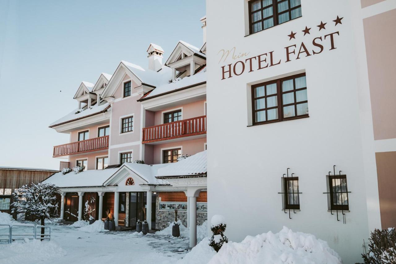 Mein Hotel Fast Wenigzell Екстер'єр фото